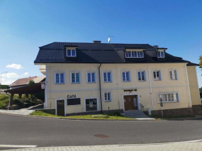 Apík Hartmanice, Hartmanice